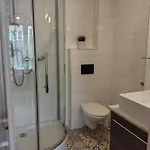 Na Wilcznik 아파트